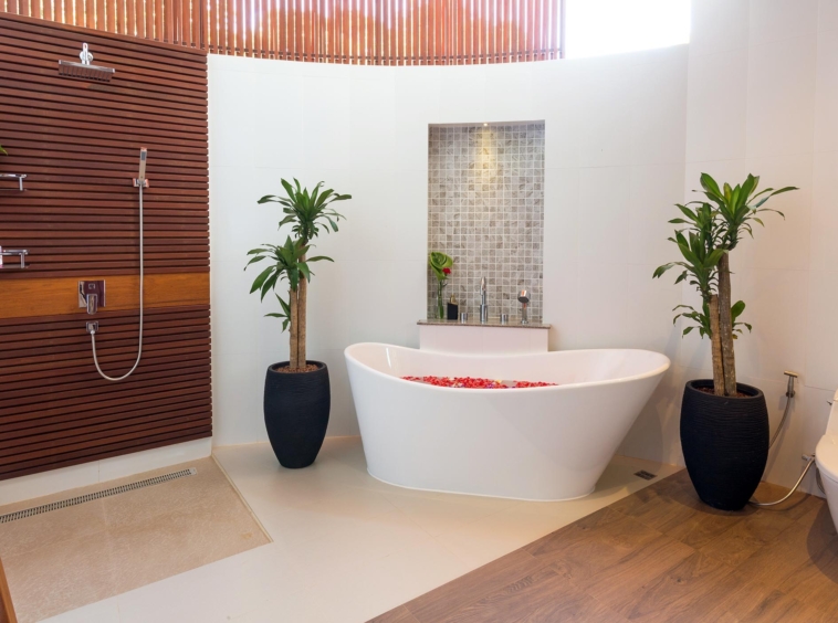 Eranda-Chic-Pool-Villa-Samui-Master-Bathroom-3-Day