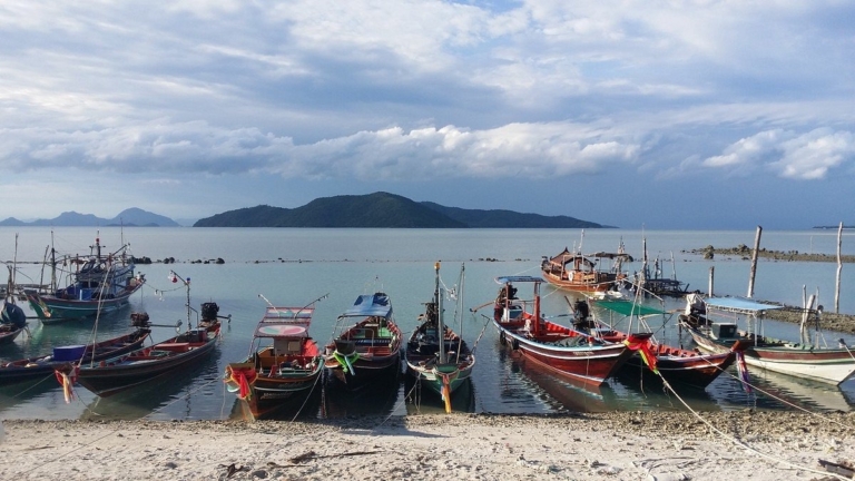 thong krut beach